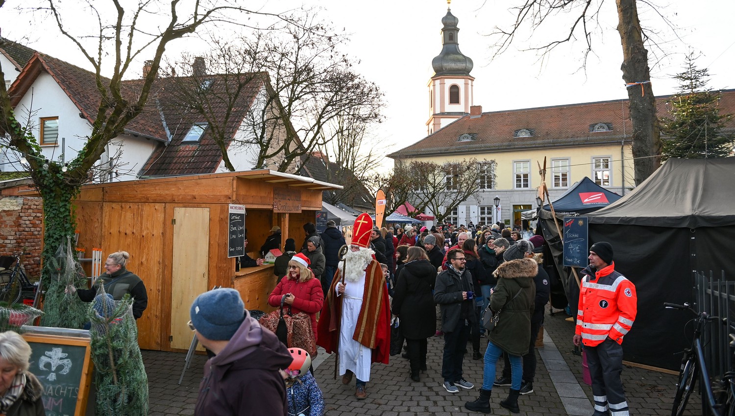 Hanau lädt zum Adventswochenende mit Märkten, Musik und Stadtteilangeboten