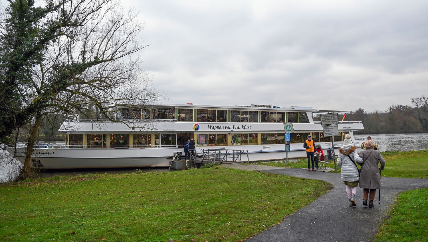 Hanau organisiert im April vier geführte Touren für Seniorinnen und Senioren