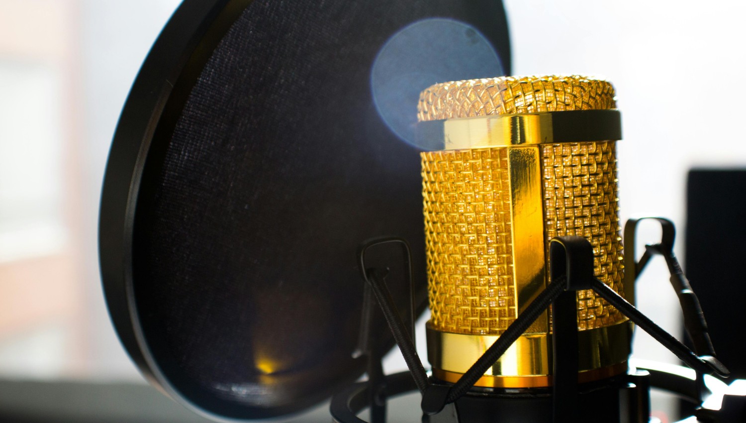 Neuer RTV Podcast gibt Einblicke in den Nahverkehr des Rheingau Taunus Kreises Neuer RTV Podcast gibt Einblicke in den Nahverkehr des Rheingau Taunus Kreises