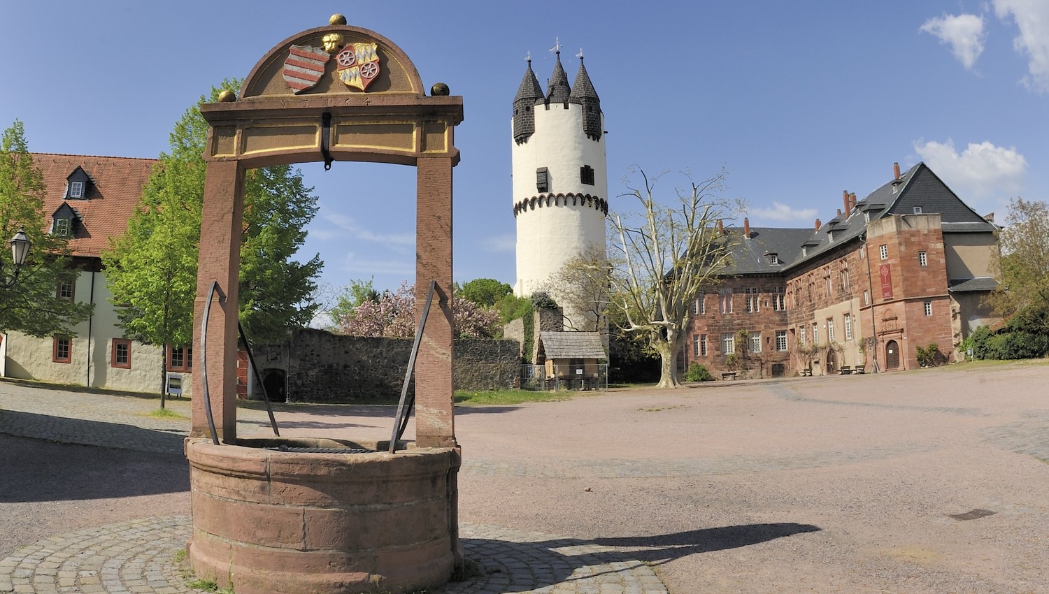 Stadtführung in Steinheim zeigt mittelalterliche Gassen und historische Bauten