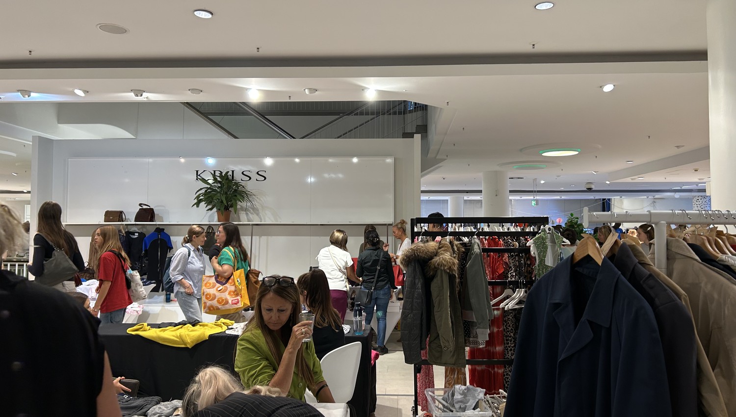 Stadthof Hanau lädt zur zweiten Ausgabe des Designer und Secondhand Flohmarkts im Januar