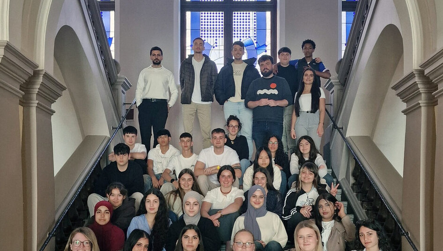 Wiesbaden empfängt Jugendliche aus Urretxu zu einwöchigem Austausch über Kunst und Kreativität Wiesbaden empfängt Jugendliche aus Urretxu zu einwöchigem Austausch über Kunst und Kreativität