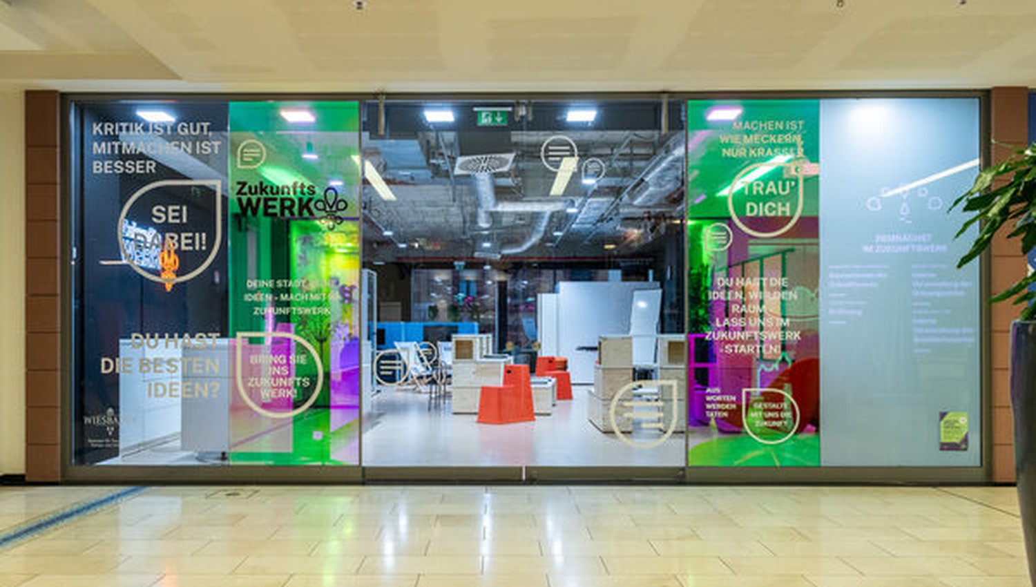 Zukunftswerk Wiesbaden zieht nach einem Jahr mehr als 16.000 Teilnehmende an